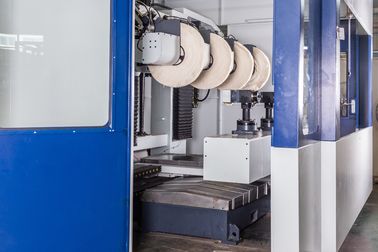 Beli Mesin Poles Logam Otomatis CNC Dimensi 3000 * 3200 * 2800mm pembuatan online