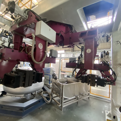 Tembaga Mold Casting Tekanan Rendah Die Casting Machine Untuk aksesoris kamar mandi