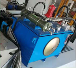 Sistem pendinginan Suhu air 25 ~ 30 °C Untuk mesin pengecoran tekanan rendah
