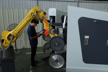 Mesin Penggosok Stainless Steel Otomatis Penuh Untuk Industri Otomotif