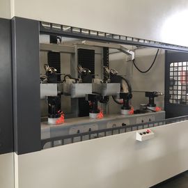 Empat enam sumbu mesin penggilingan CNC untuk pegangan pintu
