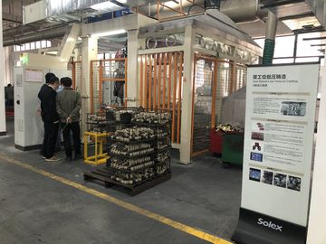 Mesin Penggiling Robot Otomatis Untuk Pemolesan Permukaan Permukaan Mandi