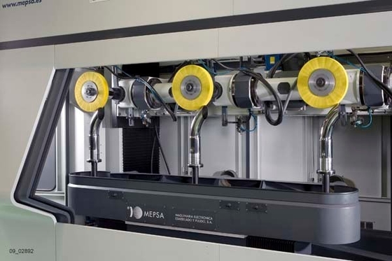 SIX Shaft PROMAX Kontrol Mesin Pemoles CNC Untuk Pemrosesan Faucet di Permukaan